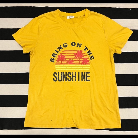 Woman’s Bring on The Sunshine Shirt - Picture 2 of 5